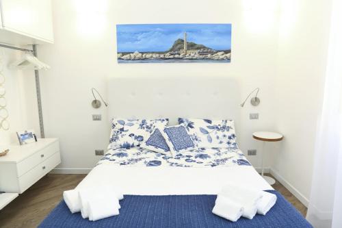 Casa Blue — 4-Star Luxury Hotel in Cefalu, Italy