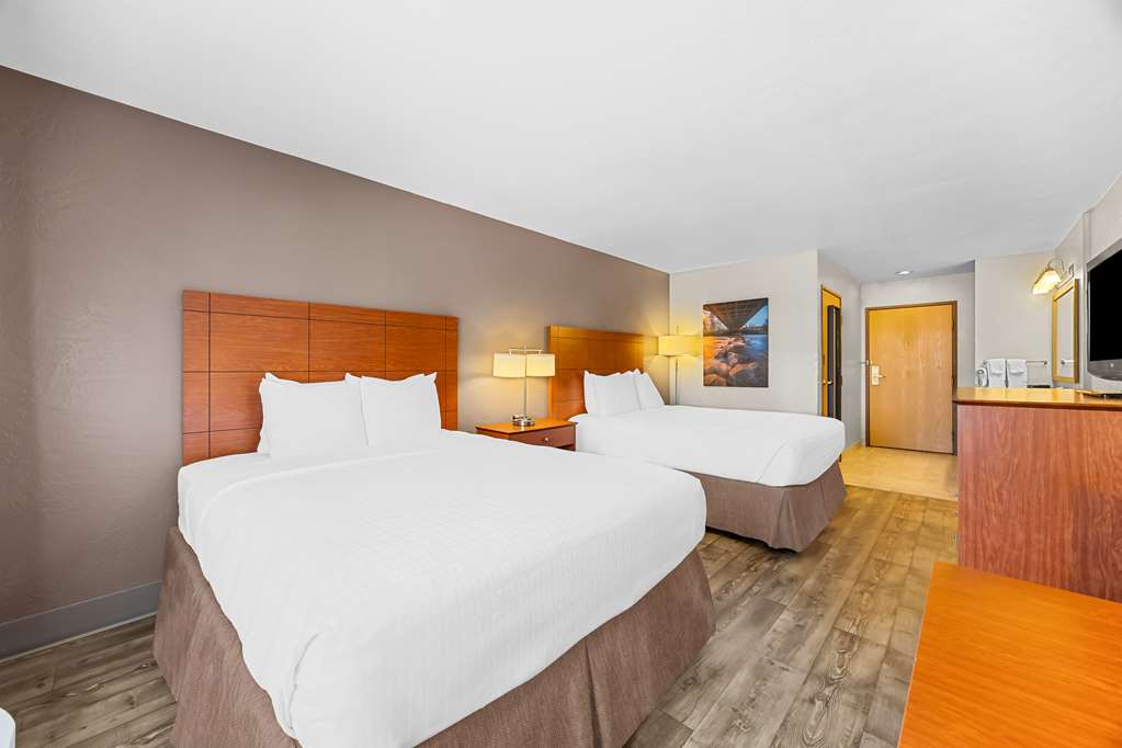 Best Western Inn At The Rogue - photo 12