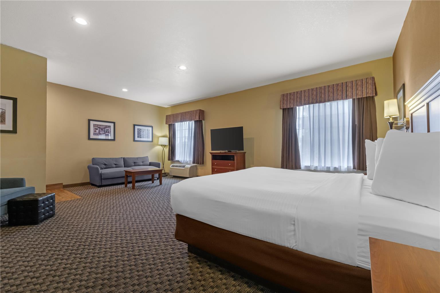 Best Western Plus Shamrock Inn & Suites - photo 26