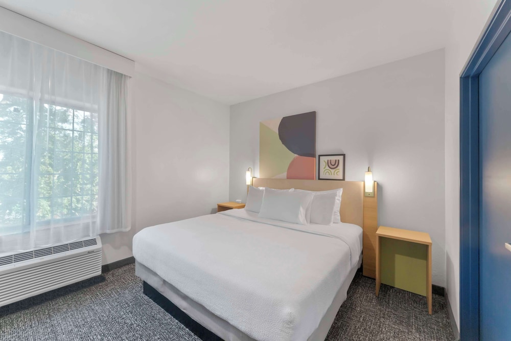 Spark by Hilton San Antonio Dominion - photo 8