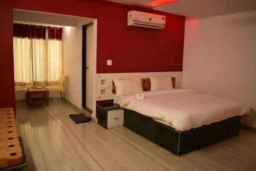 Times Raj Mahal in Nathdwara, India