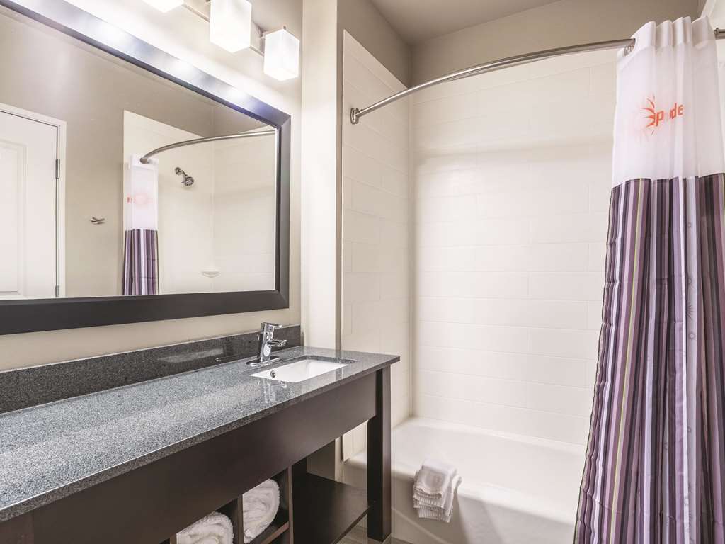 La Quinta Inn & Suites by Wyndham Walla Walla - photo 10