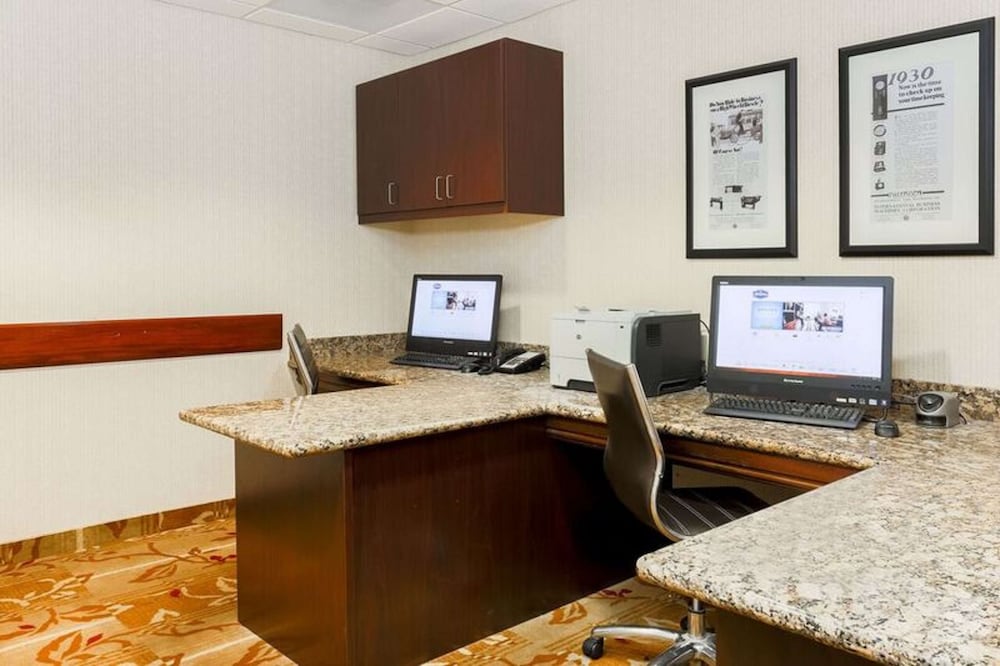 Hampton Inn & Suites Poughkeepsie - photo 50