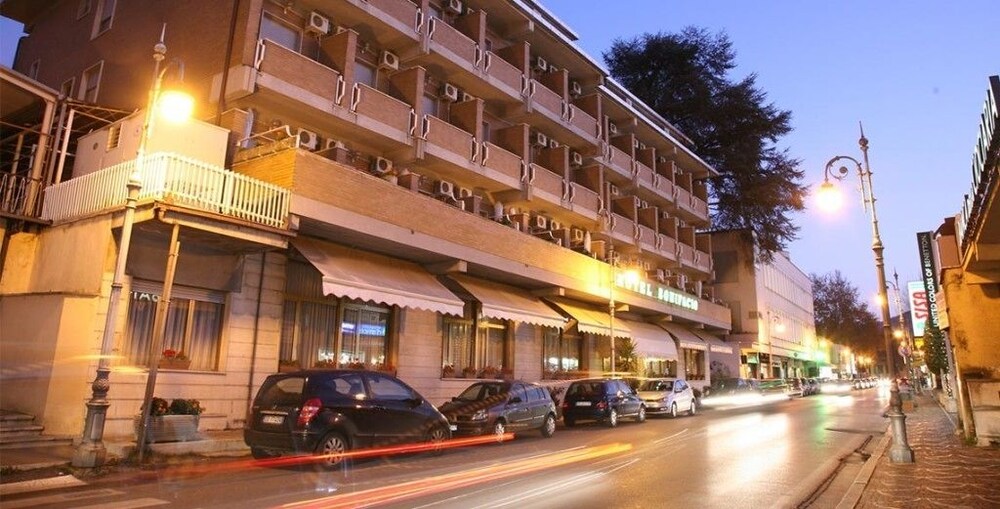 Hotel Bonifacio — hotel in Fiuggi