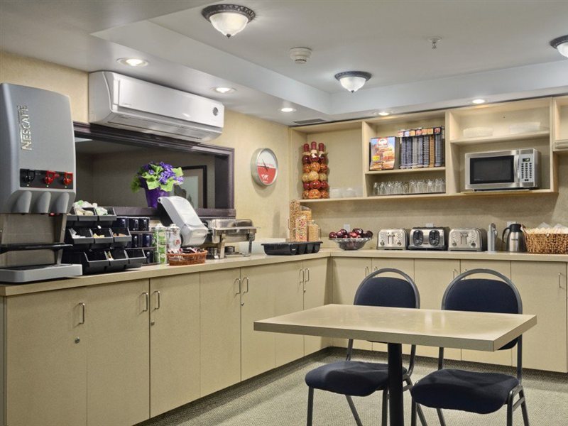 Ramada Limited Downtown Vancouver