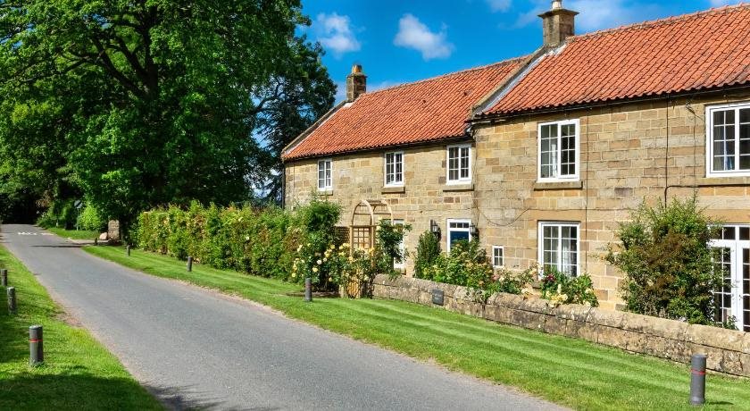 Woodlands Farm — 5-Star Luxury Hotel in Northallerton, United Kingdom