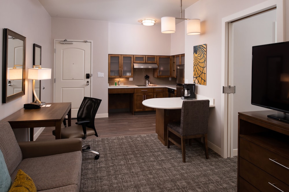 Staybridge Suites St George by IHG - photo 20
