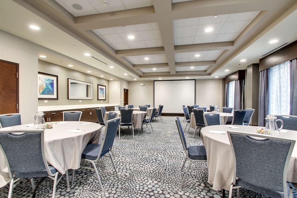 Hampton Inn & Suites Greenville Airport SC - photo 57