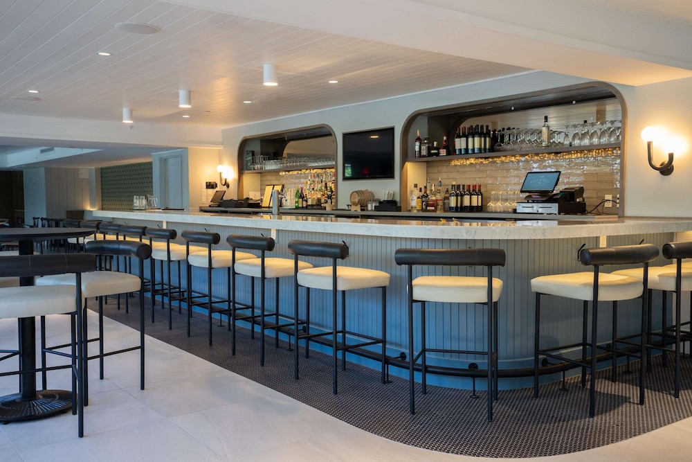 The Pell Part of JdV by Hyatt - photo 45