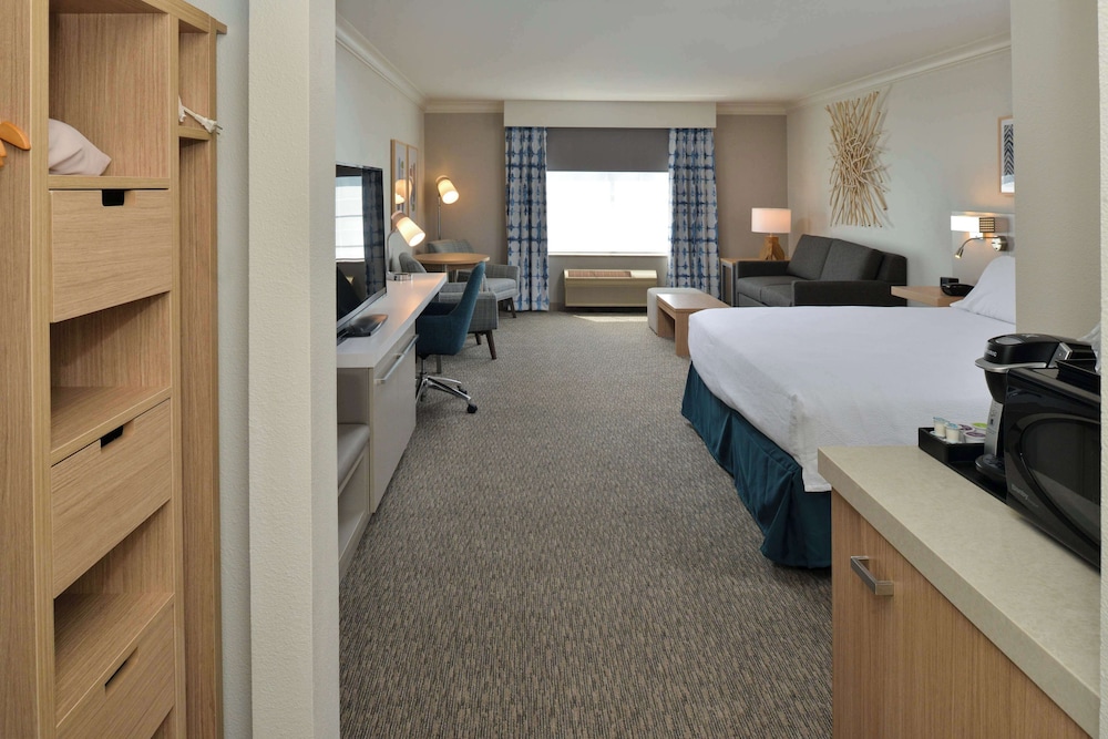Hilton Garden Inn Napa - photo 34