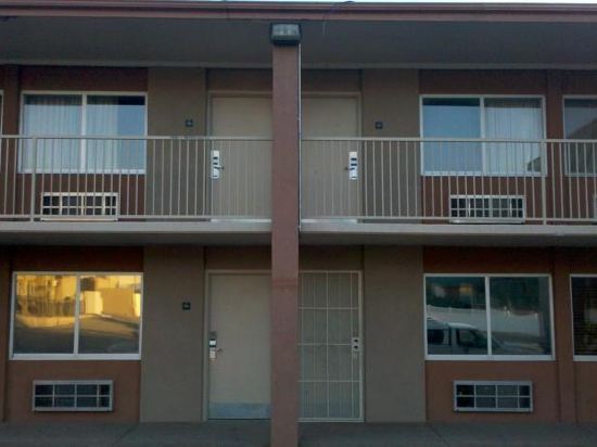 Amberly Suites - photo 7