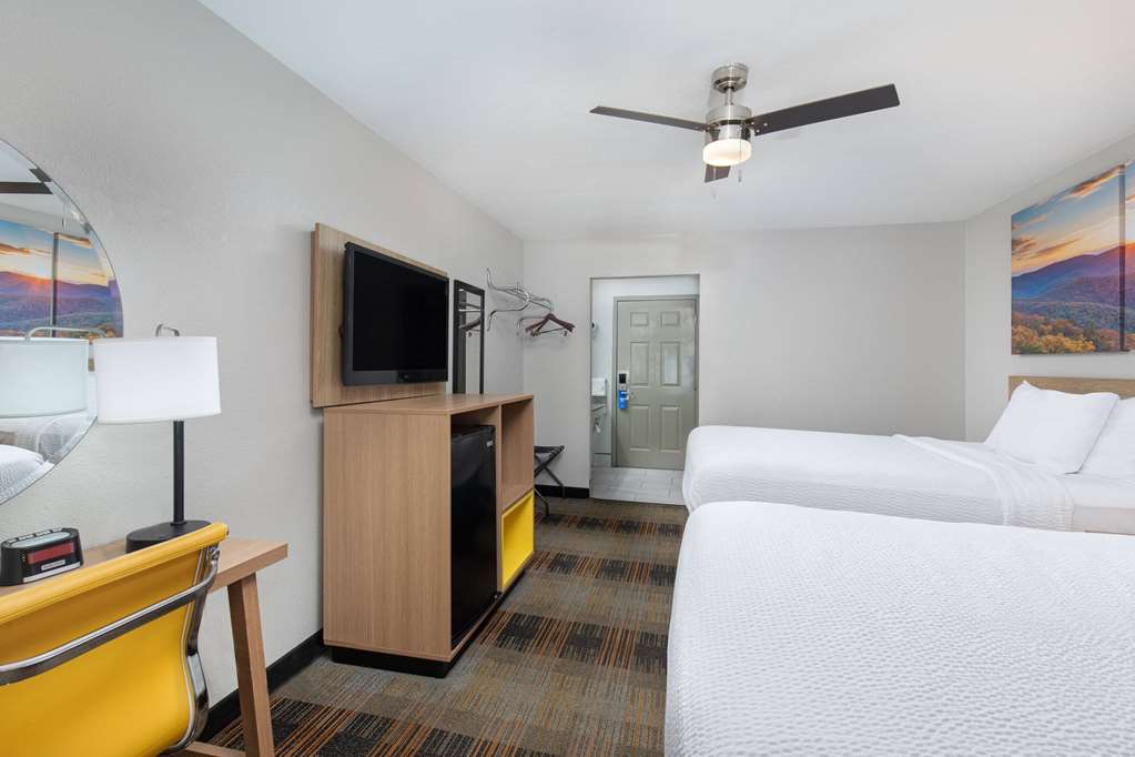 Days Inn by Wyndham Holladay - photo 29