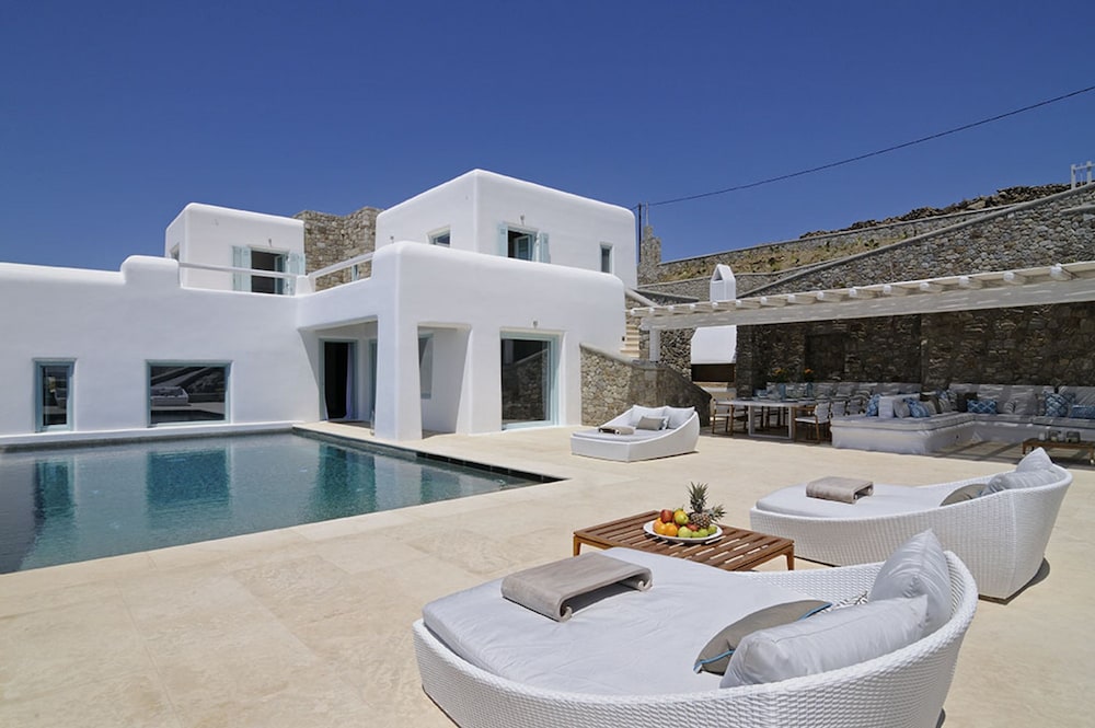 Seabird Sunbird Villas — 4-Star Luxury Hotel in Mykonos, Greece