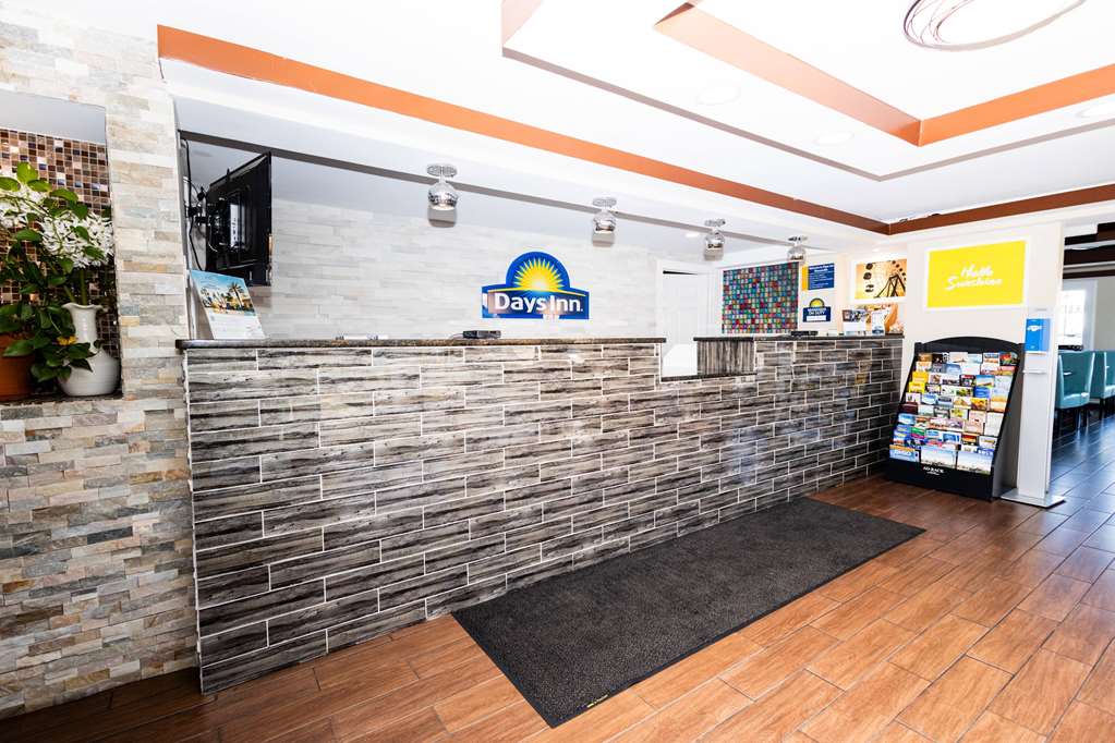 Days Inn by Wyndham Sharonville - photo 2