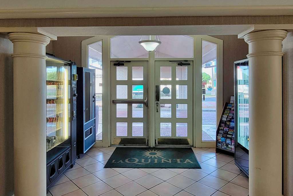 La Quinta Inn by Wyndham Amarillo West Medical Center - photo 2