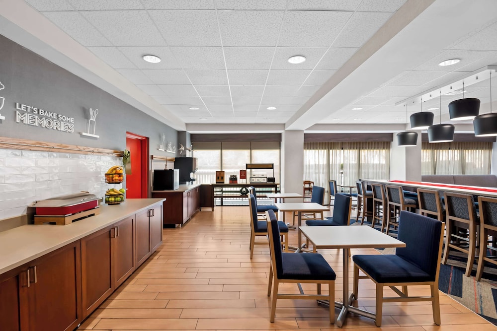Hampton Inn Debary Deltona - photo 29