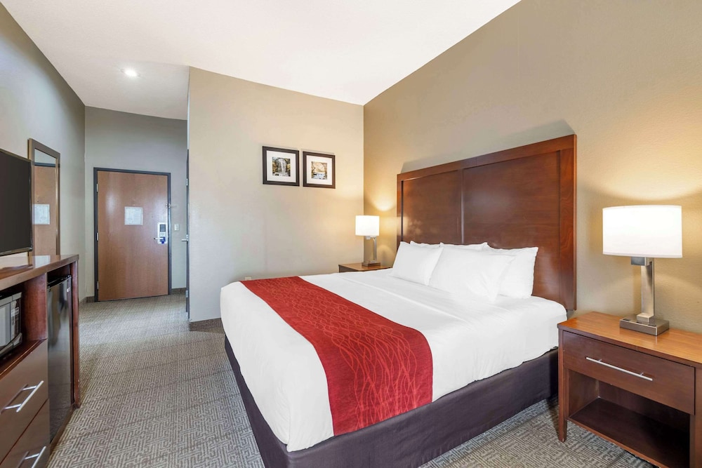Grain Valley Inn Kansas City - photo 12