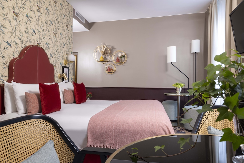 Welcome Hotel - carbon neutral hotel in Paris