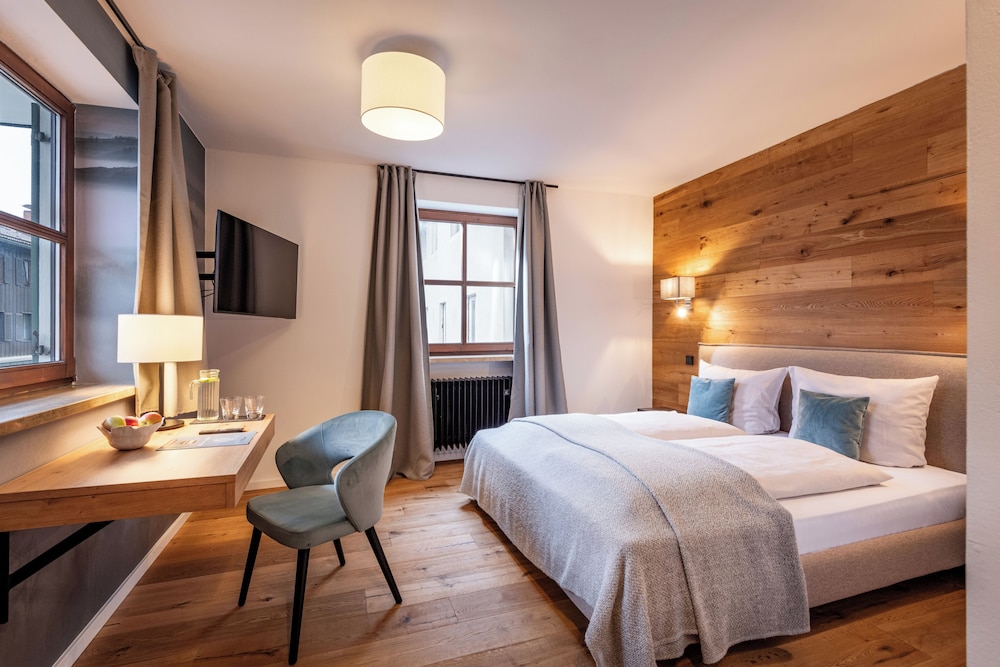 Hotel Lambacher — hotel in Oberaudorf