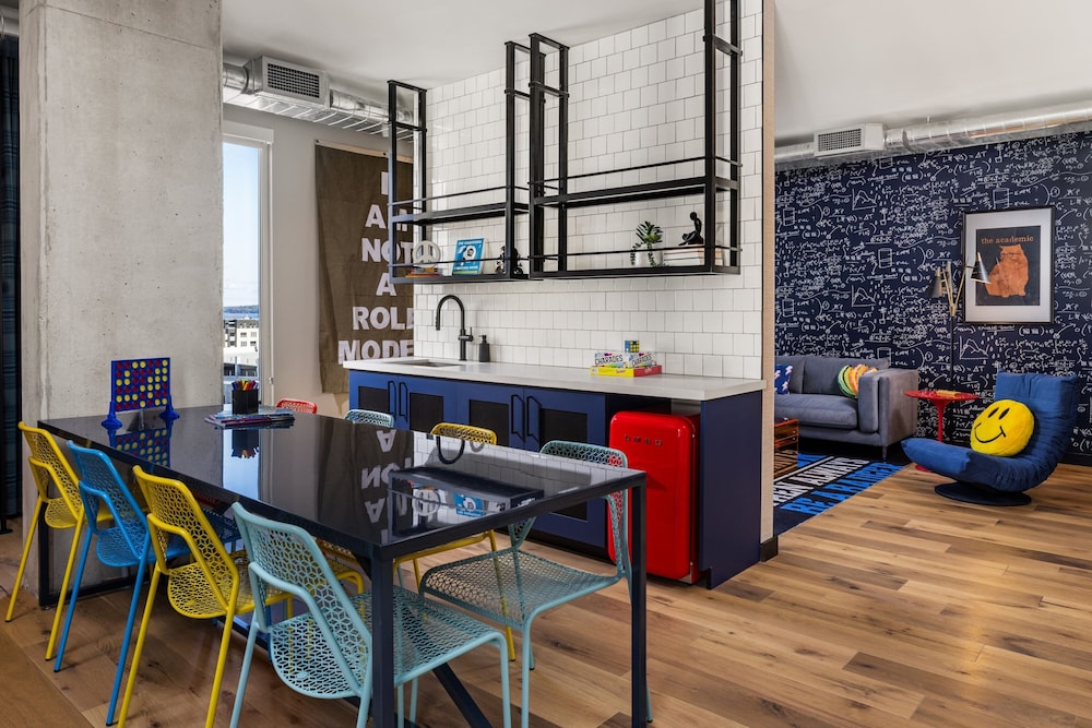 Moxy Madison Downtown - photo 20