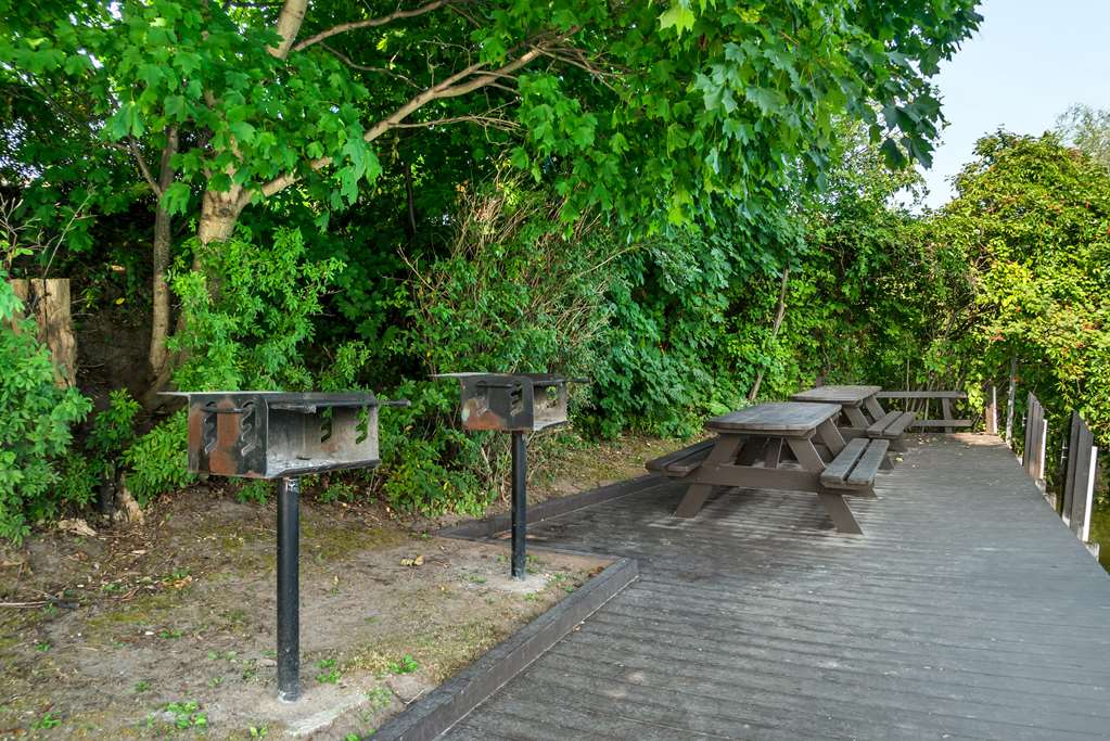 Best Western River Terrace - photo 9