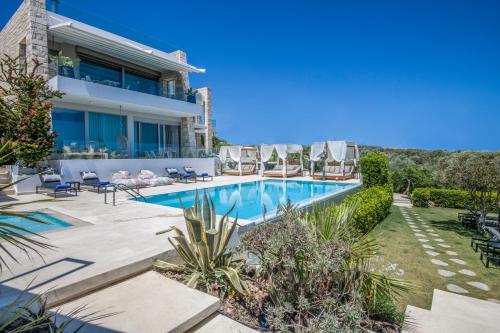 Made of Blue luxury suites collection in Rethymno, Greece