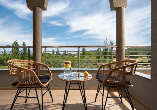 House Anastasia Sykia — 4-Star Luxury Hotel in Sykia, Greece