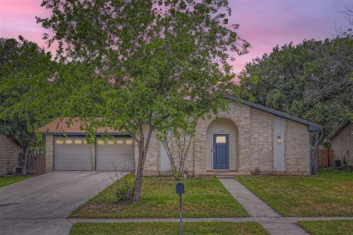Casita San Antonio Family Pet Friendly in San Antonio, United States