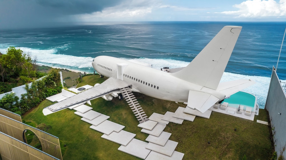 Private Jet Villa — 5-Star Luxury Hotel in Bali, Indonesia