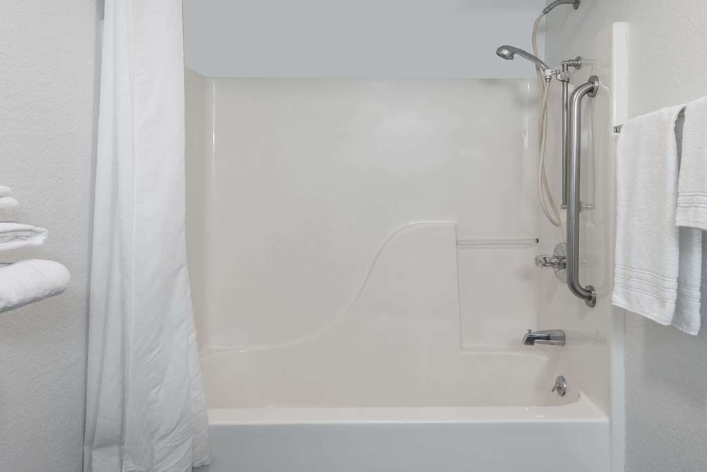 Super 8 by Wyndham Potosi - photo 5