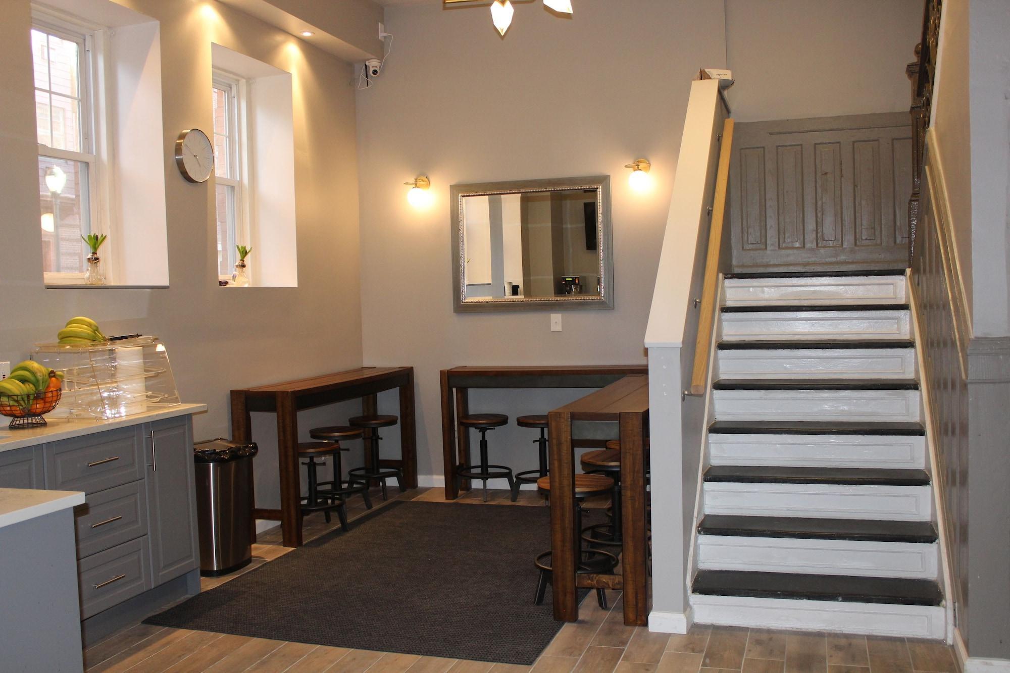 Midtown Suites - photo 23