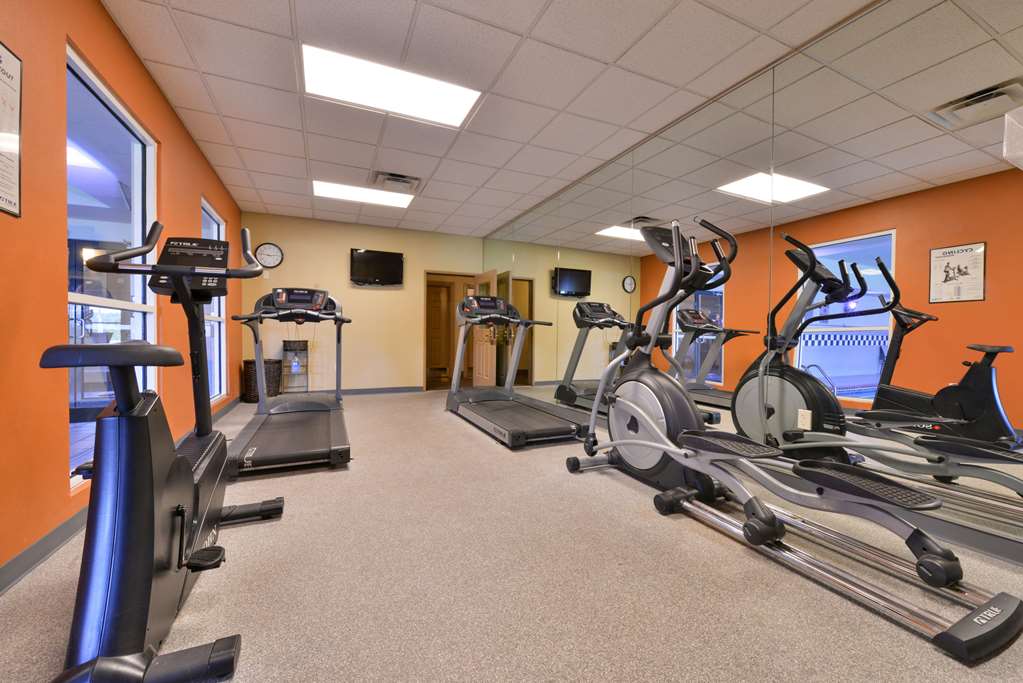 Comfort Inn & Suites Fayetteville University Area - photo 27