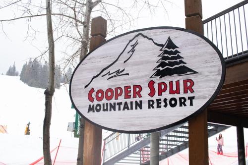 Cooper Spur Mountain Resort - photo 2