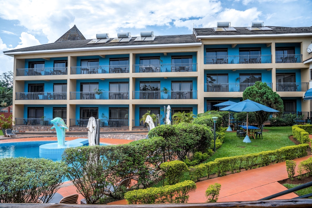 Dolphin Suites — Kampala — photo 3
