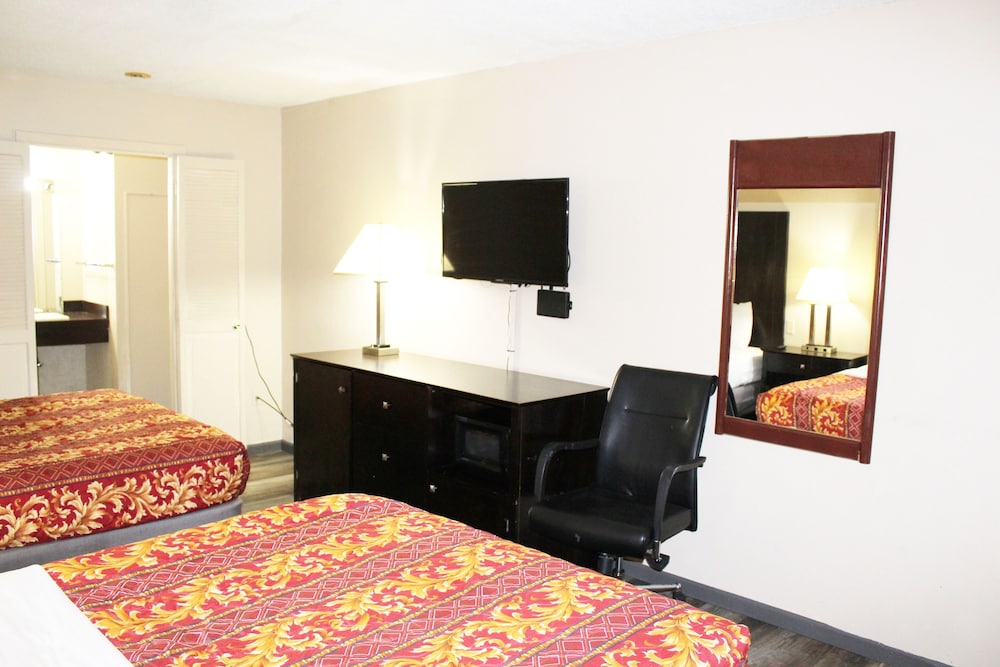 Huntington Inn - photo 11