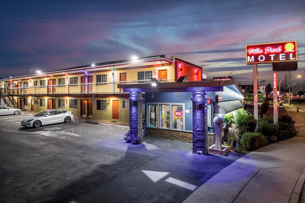 Hotel image of Orange Villa Park Motel