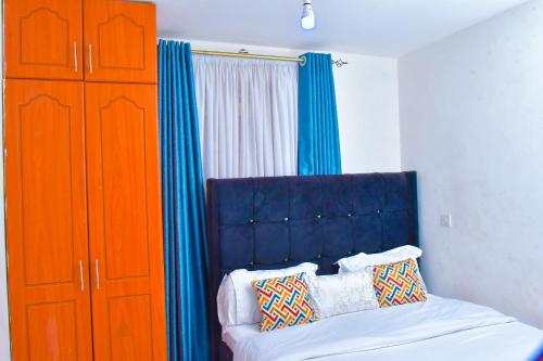 Posh Homes One Bedroom TRM Drive 721 390 856
