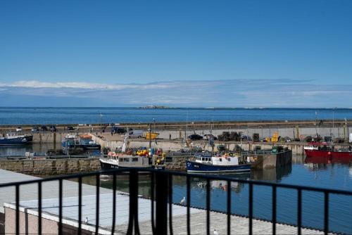Lobster Lodge — 4-Star Luxury Hotel in Seahouses, United Kingdom