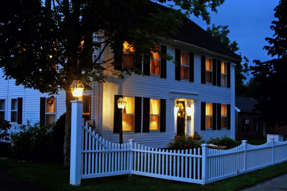Three Mountain Inn - photo 20