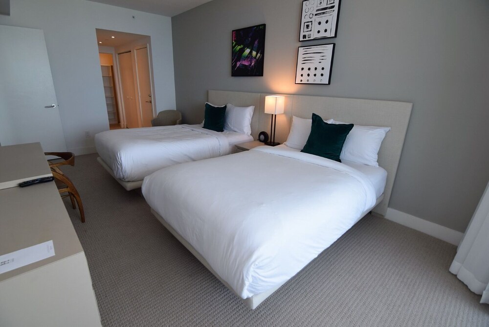 Hyde 3308 2 Beds 2 Baths Unit At The Hyde Beach Resort And Residences - photo 3