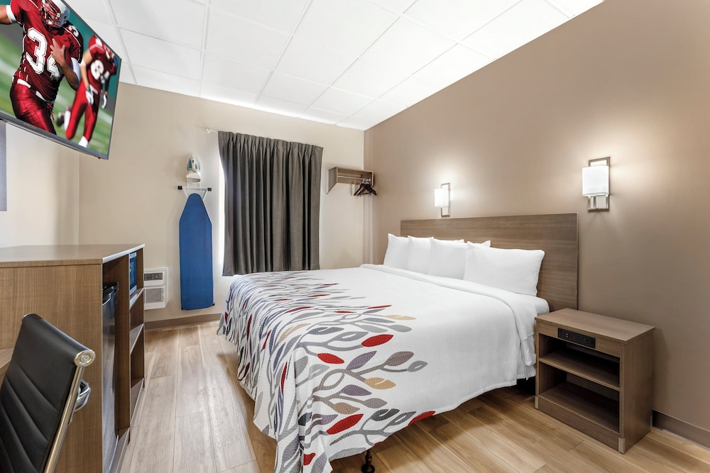 Red Roof Inn Johnstown - photo 10