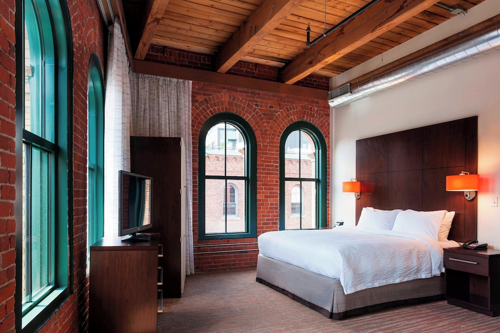 Residence Inn by Marriott Boston Downtown Seaport - photo 33