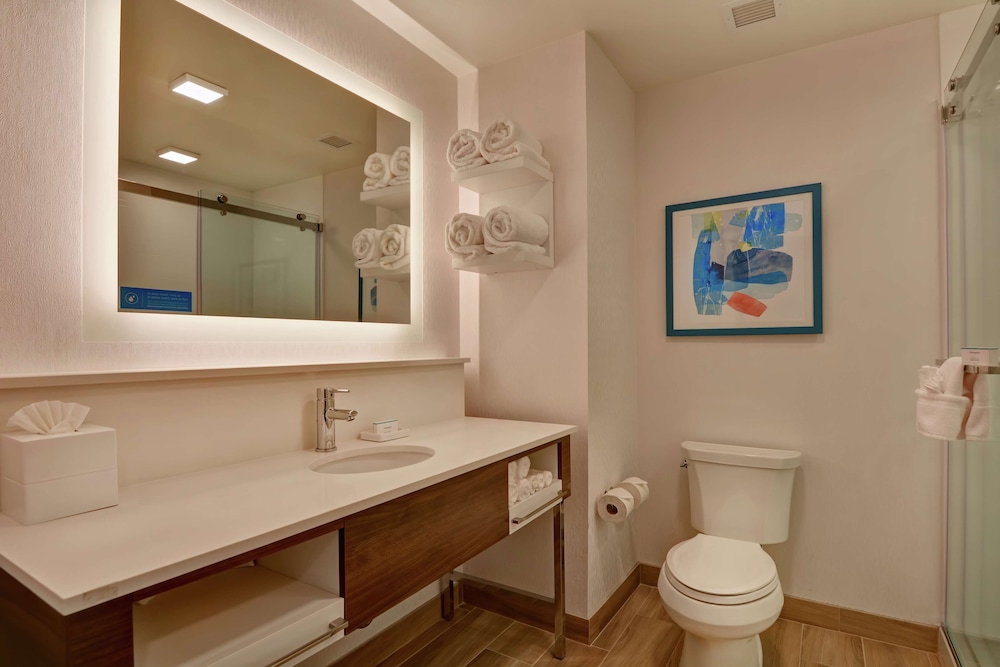 Hampton Inn Chula Vista Eastlake - photo 15