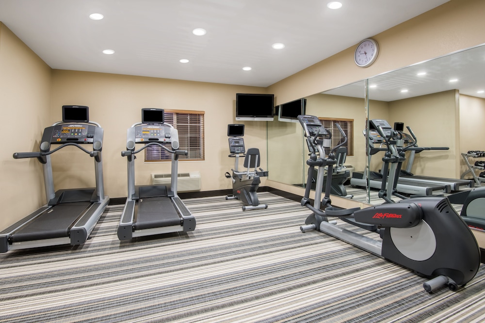 Candlewood Suites Jefferson City by IHG - photo 23
