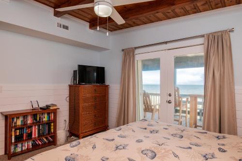 Chill'ax Inn by Oak Island Accommodations - photo 15