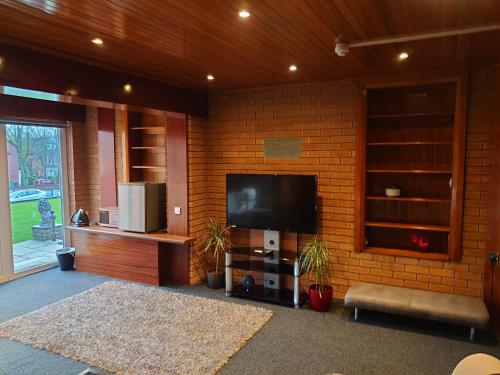 The Elmsleigh Suite At Claremont Hotel in Nottingham, United Kingdom