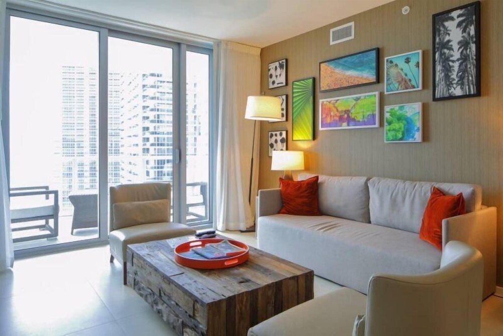 Best Ocean & Bay Views 2 Bed 2 Bath @ Hyde Resort - photo 25