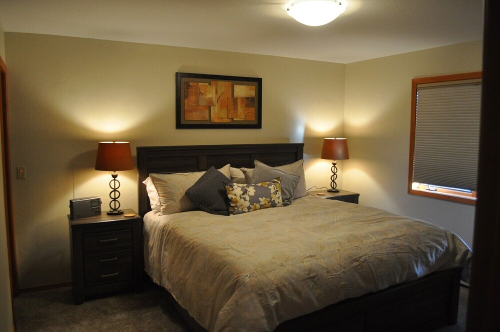 Mountain Harbor #139 2 Bedroom Condo — 4-Star Luxury Hotel in Whitefish, United States