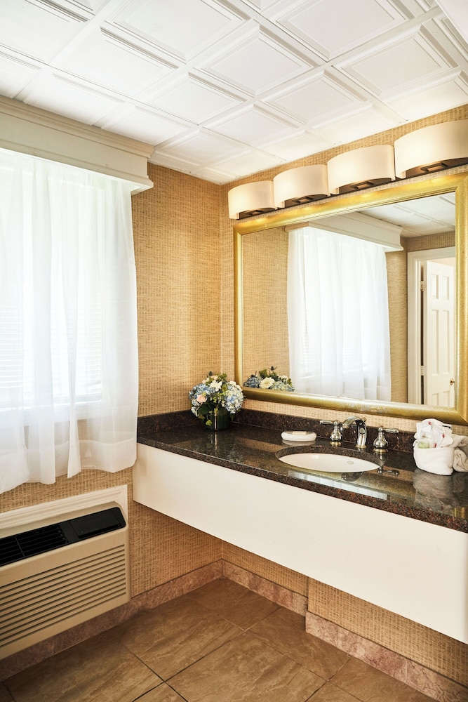 Kings Port Inn - photo 20