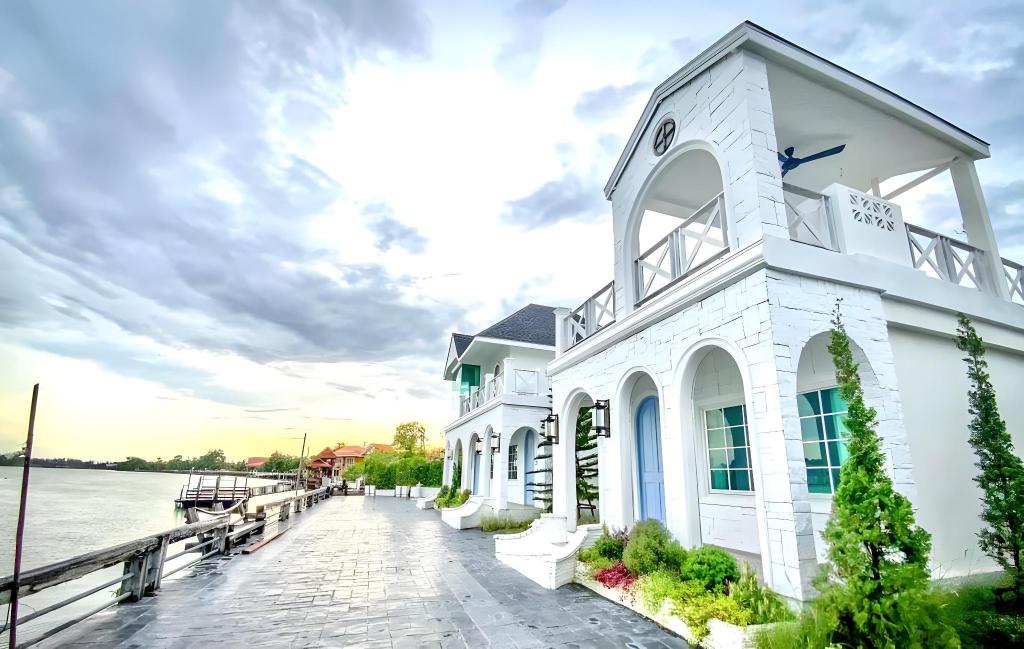 Prima Amphawa in Samut Songkhram, Thailand